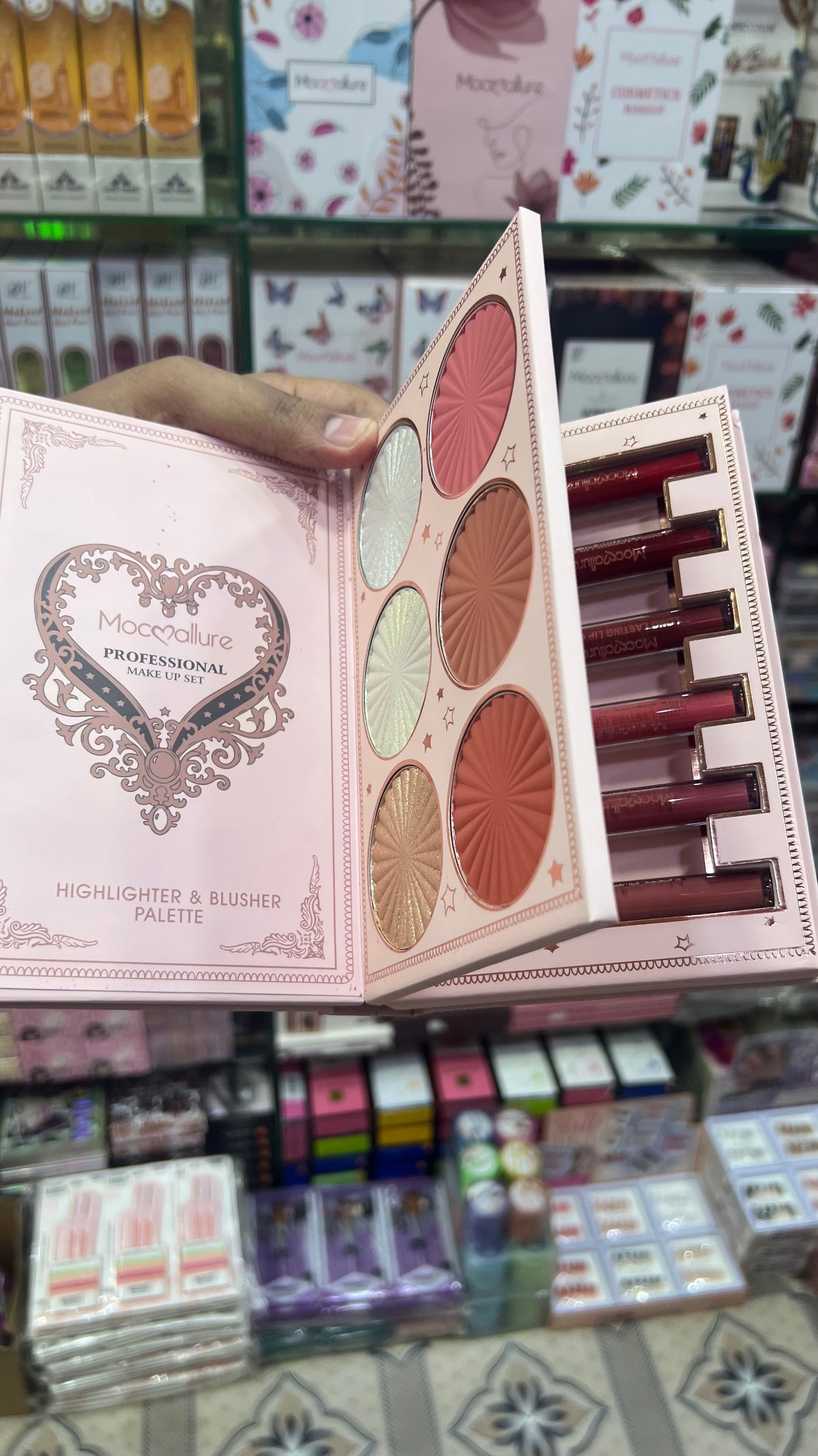 Mocallure all in one makeup book